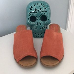 Qupid stacked heel mule